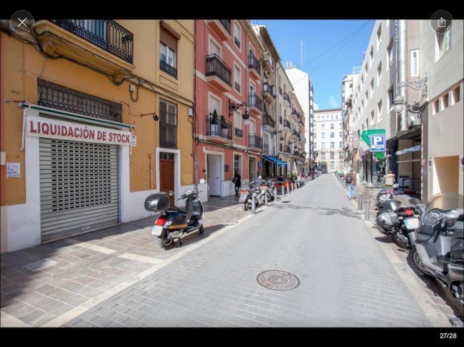 Ttdssa Cervantes Street - Parking In Valencia Midtown 外观 照片